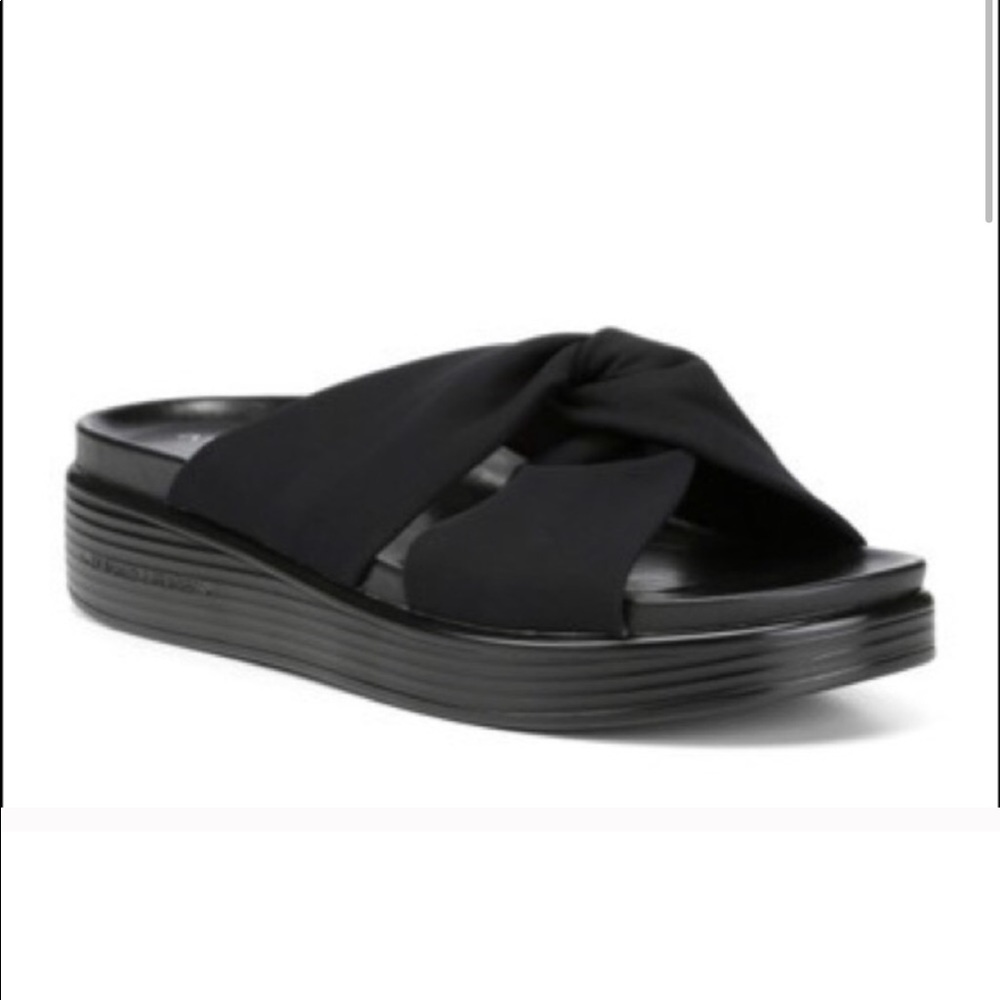 Donald J Pliner Folley Slide On Sandal NWOT